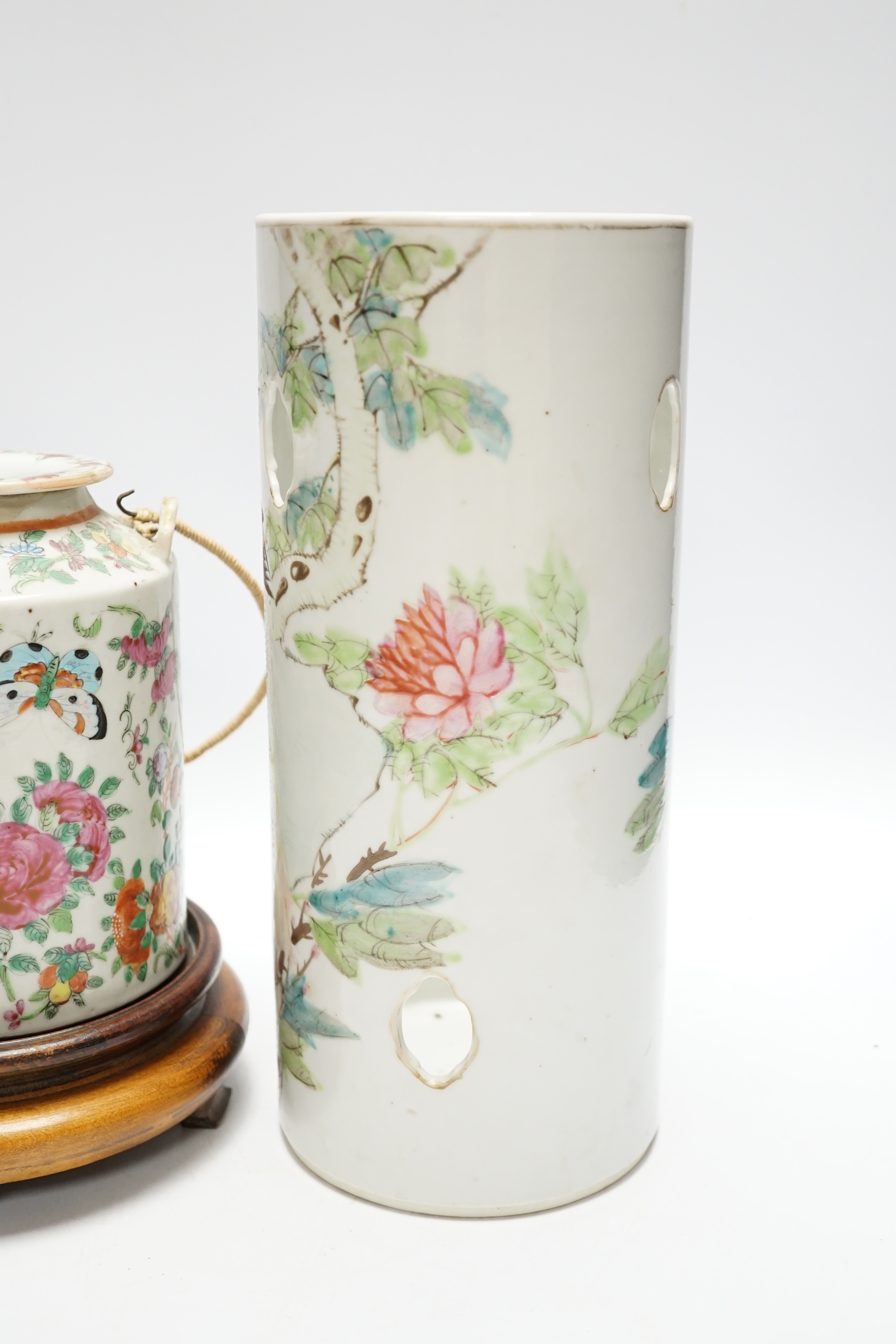 A Chinese famille rose inscribed hat stand and teapot and cover, both late 19th/early 20th century (2) tallest 29cm